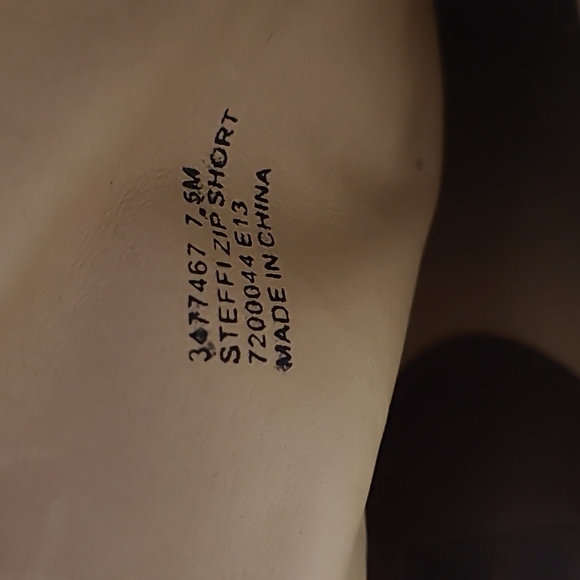 FRYE Steffi Zip Short Ankle Booties Size 7.5 - Picture 9 of 9